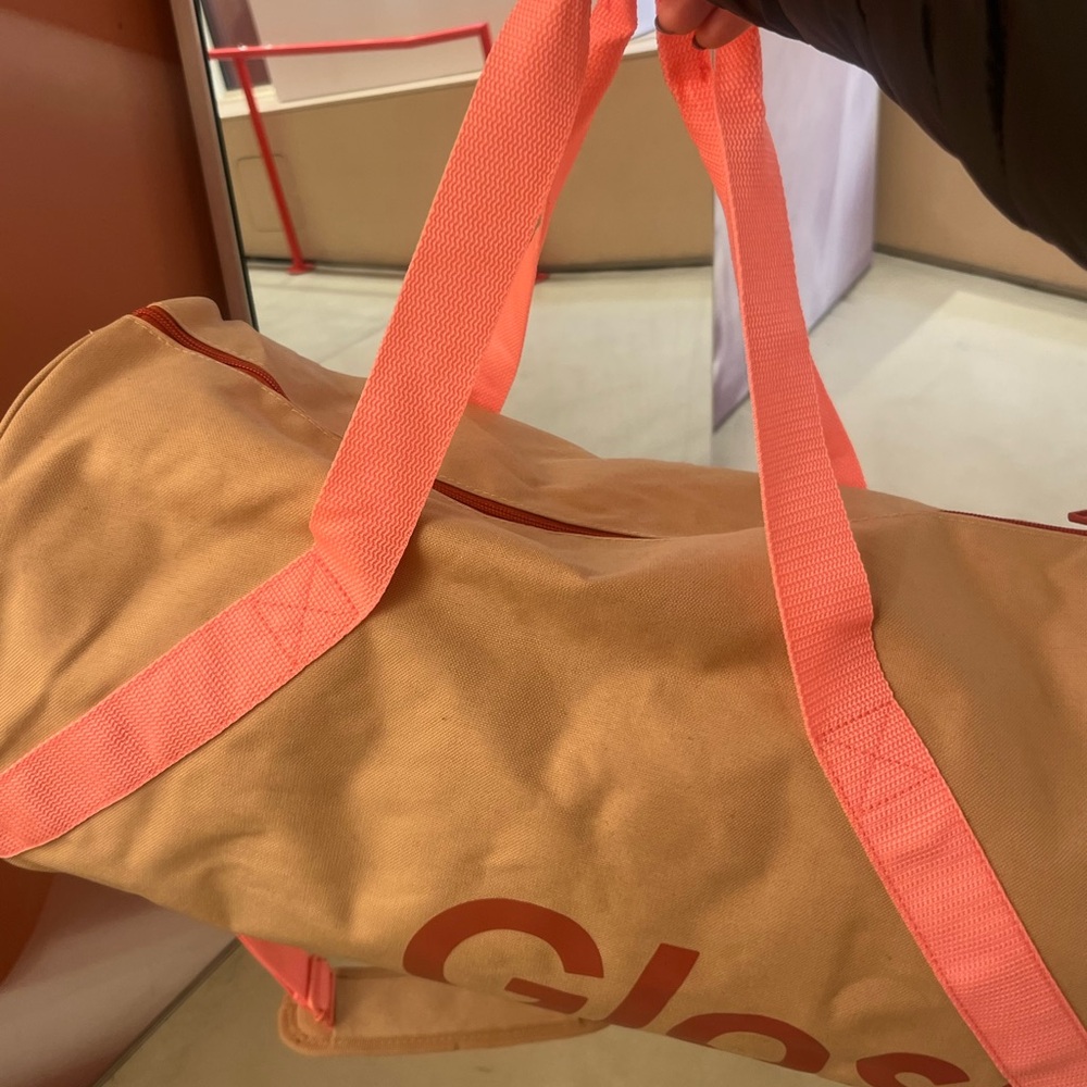 Glossier Tan and Pink Duffel Bag - Picture 8 of 10